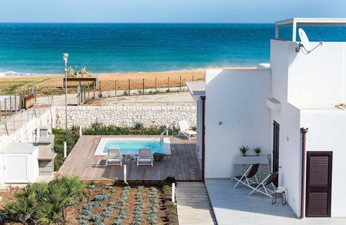 Reitani Villa | Casa Zafferano - Two Bedroom Villa, Sleeps 6