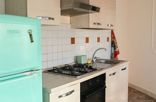 Anzio Apartment | CasaGabbiano- family Beach Stay + Bright Terrace – 50 min to Rome by train