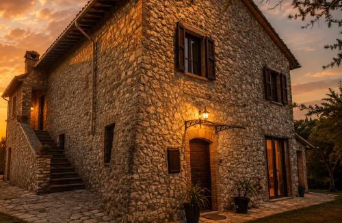 Avigliano Umbrio Apartment | Casale Caserinzio - Appartamento Girasole con Vista Panoramica