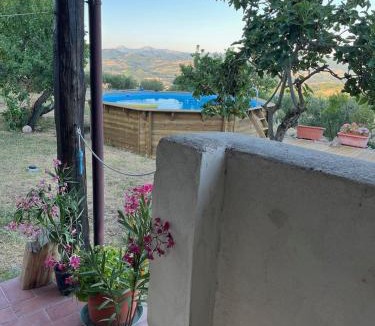 Umbertide Villa | Casale in collina immerso nel verde con Piscina e ampio giardino