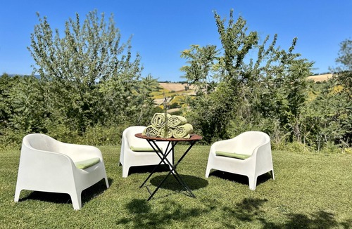 SantʼIppolito House | Casale Lilla, surrounded by nature, 2 family-friendly apartments, pets allowed
