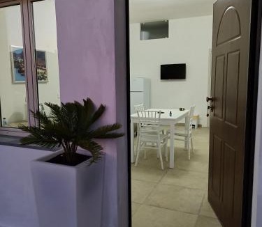 Grisolia Apartment | Case Perrone