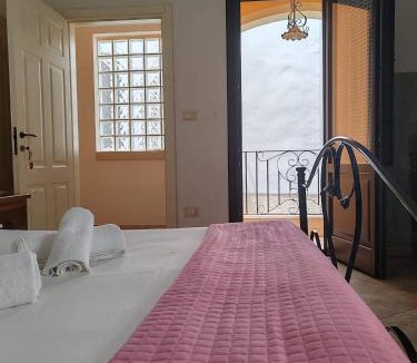 Sogliano Cavour House | Case Vecchie
