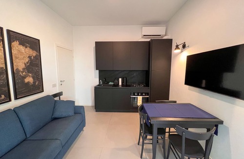Nomentano Apartment | Casetta Celso in Villa Torlonia - Rome