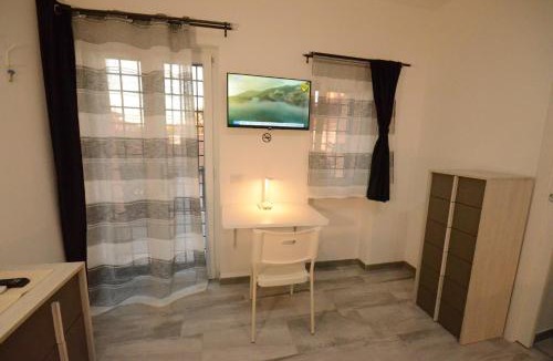 Suburbio XI della Vittoria Apartment | Casetta Il Melograno San Filippo Gemelli