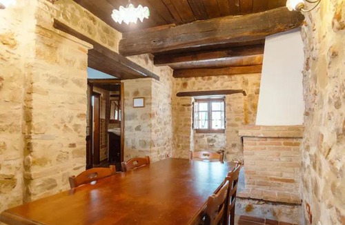 Gualdo Cattaneo Apartment | Castello di Cisterna Uno