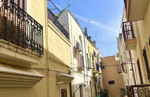 Mola di Bari Apartment | Cattleya apartment. Mola di bari