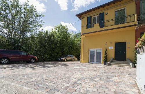 Castel San Pietro Terme Apartment | CDF-FRASSINO-Cam. 1 singola+bagno.Cam.2 doppia+bagno.Cam.3, quadrupla+ bagno.
