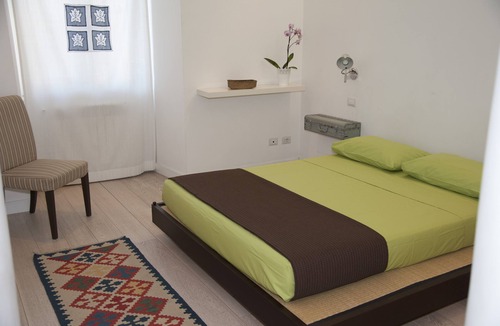 Quartiere III Pinciano House | Center 2 Rooms is a modern and comfortable apartment located on the first floor.