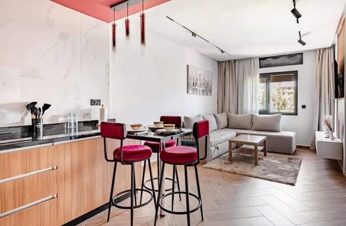 Bni Makada Apartment | CENTRICO