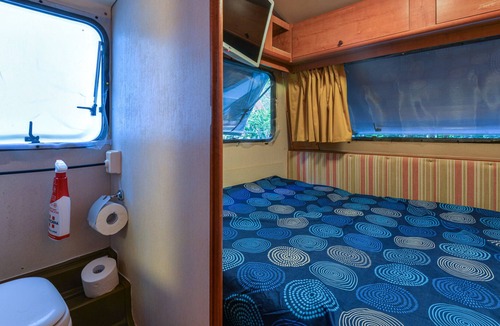 Cavo RV Rental | Chalet "nel verde di Cavo" with Wi-Fi & A/C