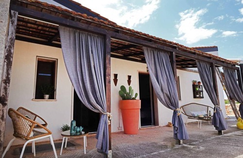 Conversano House | Characteristic Double Room Elimene N.3