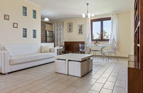 Montone House | Charismatic Holiday Home in Montone with Private Pool