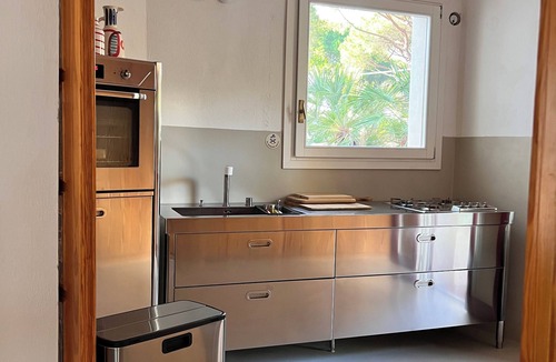 Marina di Campo House | Charm and tranquility under the maritime pines, stone's throw from the beach
