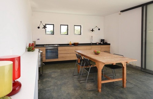 Marina San Gregorio Villa | Charming small masseria with pool near the sea