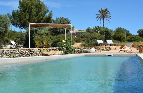 Marina San Gregorio Villa | Charming small masseria with pool near the sea
