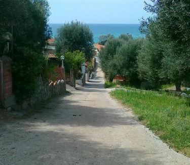 Marina di Pisciotta Apartment | Charming Apartment in Pisciotta with Terrace and Parking