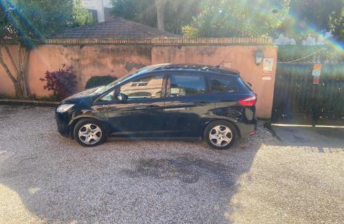 Quartiere XIII Aurelio Apartment | Charming Apartment with Garden, Parking & Metro