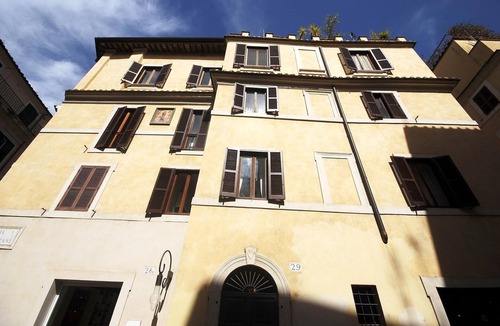 Monti Apartment | Charming house by the Colosseum