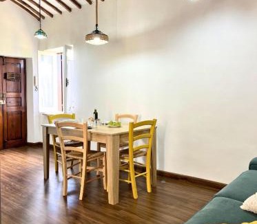 Grotte di Castro Apartment | Charming Italian Village Apartment in Lake Bolsena