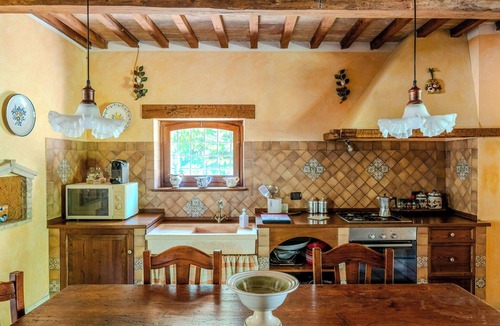 Valfabbrica House | Charming villa overlooking Valfabbrica