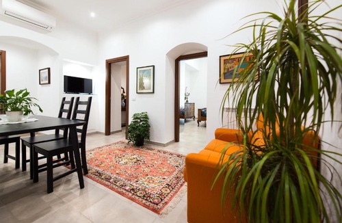 Testaccio Apartment | Circus Maximus n 1-at 400m Metro