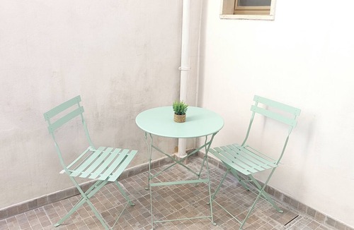 Sulmona Apartment | Civico 16 Guest House - a short walk from the center