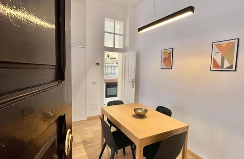 Rione XIV Borgo Apartment | Civitas Leonina Apartment