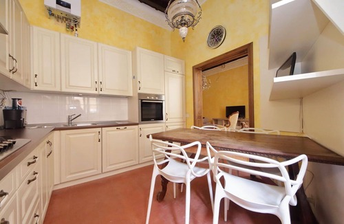 Rione IV Campo Marzio Apartment | Classic 1Bd Apt Near Spanish Steps, Via del Corso