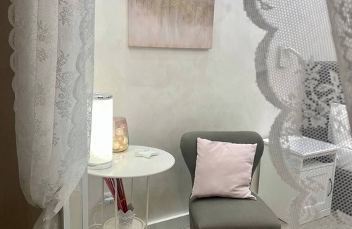 San Giovanni Apartment | Colosseum Nearby & Metro Outside, Easy Rome Sightseeing