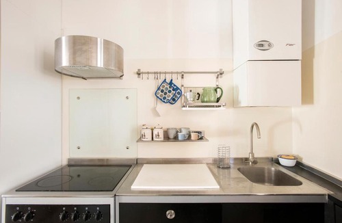 Rione XI Sant'Angelo Apartment | Colosseum & Piazza Venezia Boutique Apartment