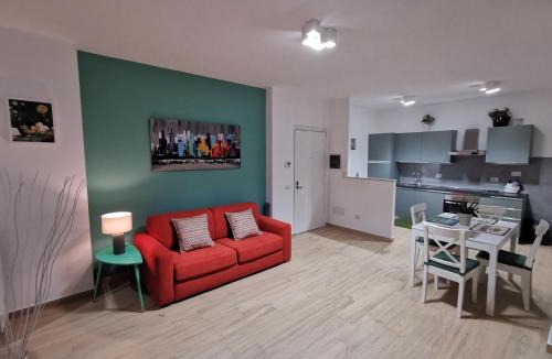 Zona XXIV Fonte Ostiense Apartment | Colour House