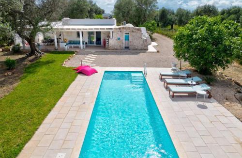 San Vito dei Normanni Villa | Comfortable Villa in San Vito dei Normanni with Private Pool