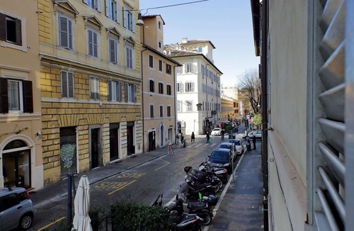 Monti Apartment | Comfortable Studio a Few Steps from the Colosseum/Metro A