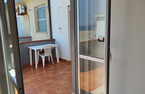 Marina Schiavonia Apartment | Complete beachfront apartment
