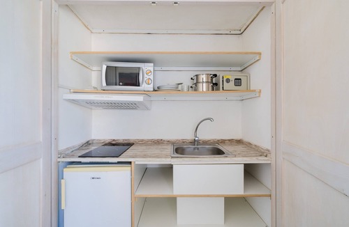 Tuglie House | Core Resort - 3 Apartment with Shared Pool, Wi-Fi, and Air Conditioning