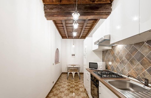 Rione V Ponte Apartment | CORONARI 31
