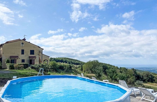 Castellina Marittima Apartment | Cosy apartment for 17 guests with WIFI, pool, A/C, TV, patio, pets allowed and panoramic view