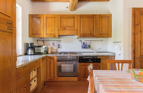 Giuncarico Apartment | Cosy apartment for 4 guests with WIFI, TV, patio, pets allowed and panoramic view
