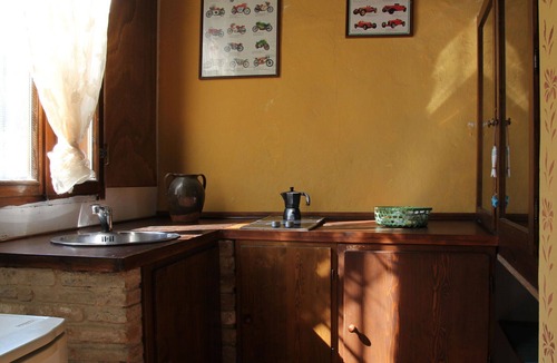 Granarola Apartment | Cosy apartment for 4 people with pool, A/C, WIFI, TV, patio and pets allowed