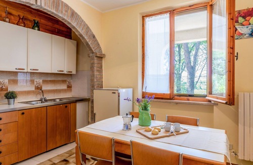 Monte Fabbri House | Cosy apartment in villa with pool, WIFI, TV, pets allowed and panoramic view, close to Urbino