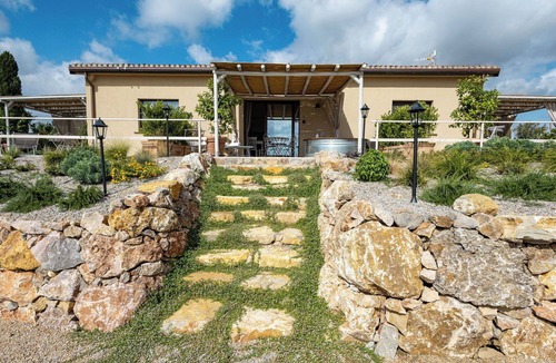 Roccastrada House | Cosy apartment in villa for 2 guests with A/C, WIFI, private pool, TV, terrace and panoramic view