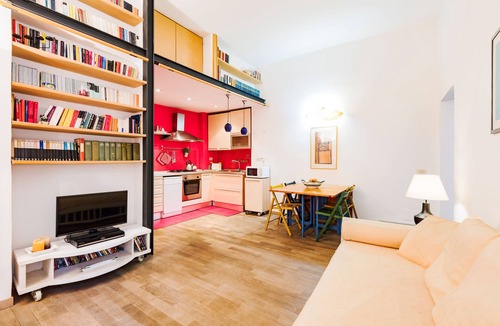 Esquilino Apartment | Cosy charming flat 10 minutes from Colosseum/up to 3