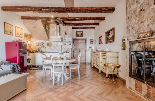 Castelnuovo di Porto House | Country Chic House