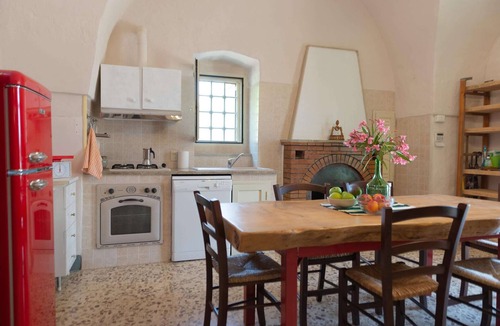 Ostuni House | Country House in Puglia with Pool & Pizza Oven