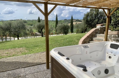 Cerreto Guidi Villa | Country House