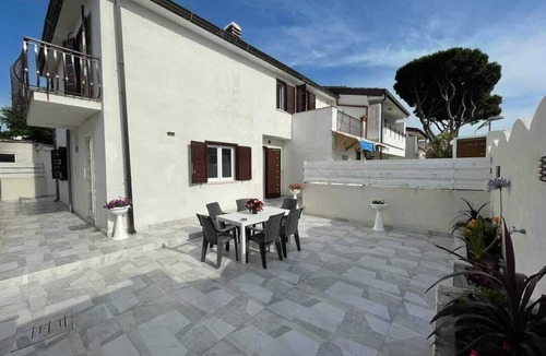 Latina Lido Villa | Cozy and renovated vacation home, 300 meters from the sea