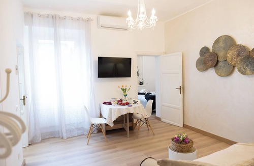 Rione XIV Borgo Apartment | Cozy Apartment a stone's throw from the Vatican