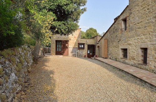 Simignano Apartment | Cozy apartment in Casole d'Elsa with WiFi