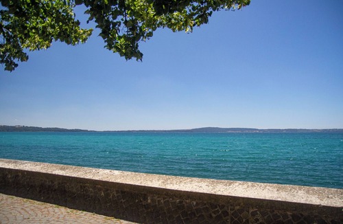 Lake Bracciano Apartment | Cozy Apartment in the Historic Heart of Trevignano Romano